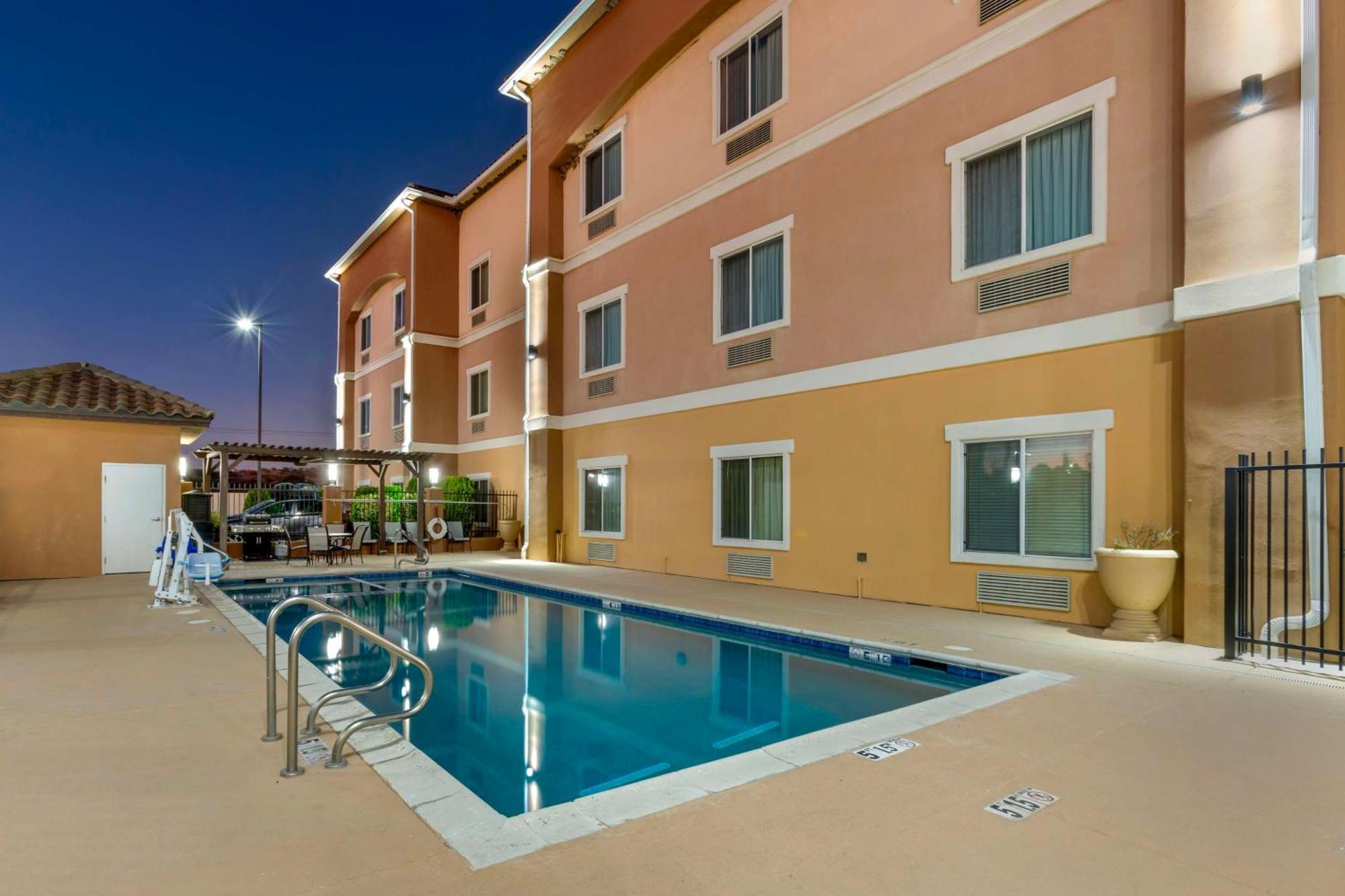 Best Western Sonora Inn & Suites Νογκάλες Εξωτερικό φωτογραφία